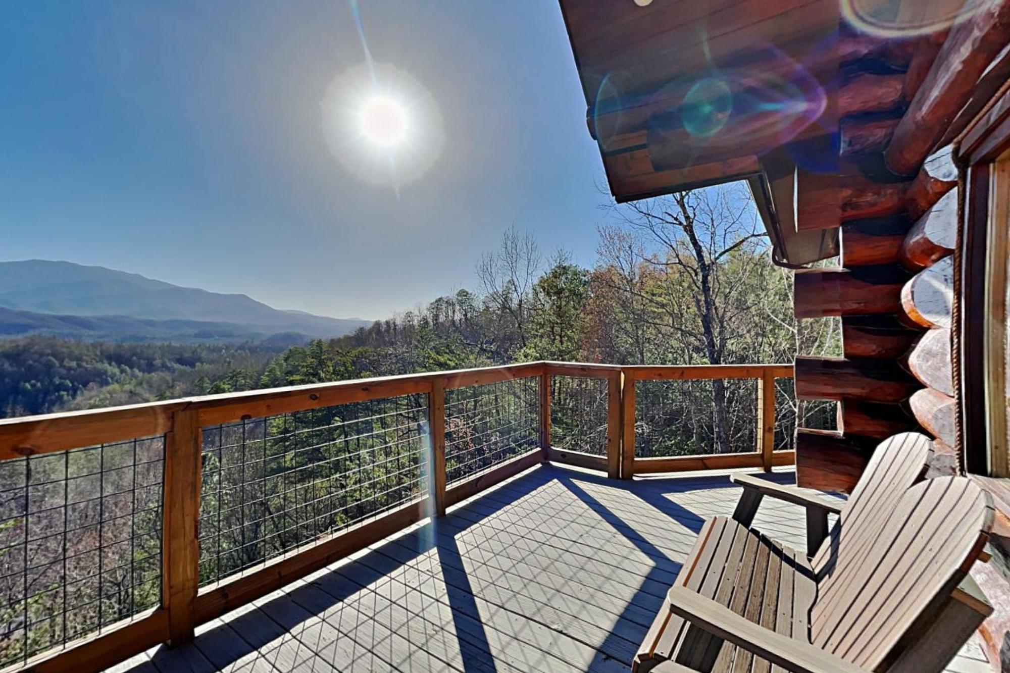 Pinnacle Chalet Gatlinburg Exterior photo